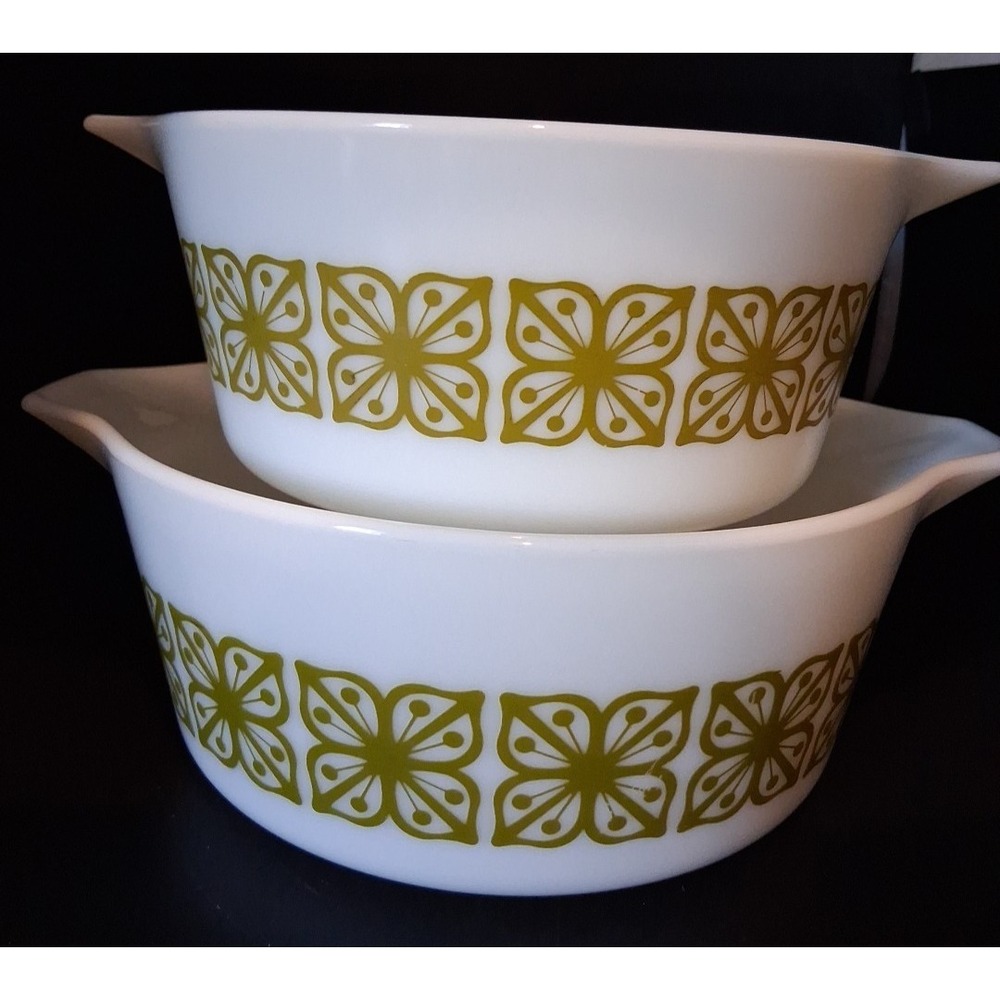 Pyrex 474B & 475B Verde Green Square Flowers Casserole Bowl Set 2 - Picture 3 of 9